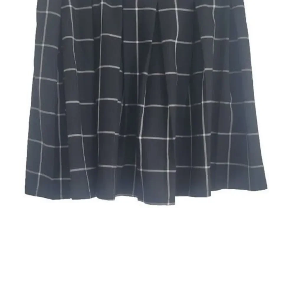 Hot Topic Black White Window Pane Stretch Pleated Mini SKIRT In LARGE